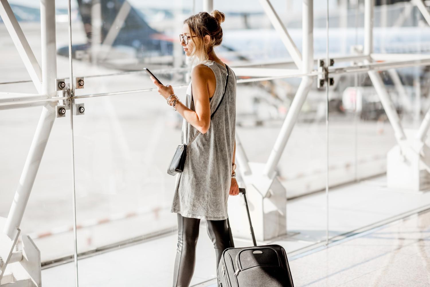 Navegar por el visado de matrimonio para ciudadanos estadounidenses - Viajar fuera de EE.UU. como titular de la tarjeta verde