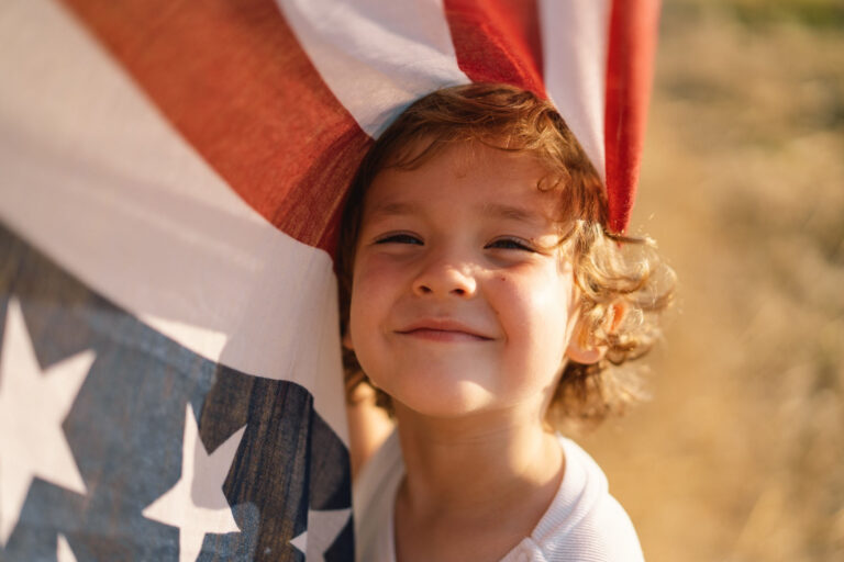Guía para la ciudadanía estadounidense de los niños adoptados